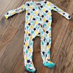 Posh Peanut Star Footie